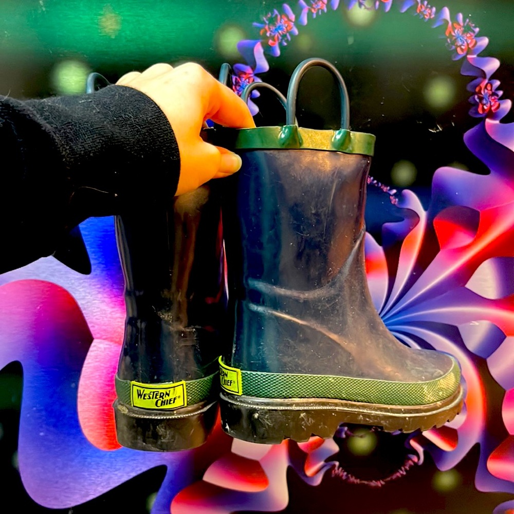 Western Chief kids boots